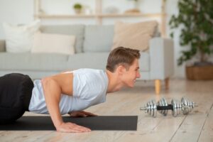 adattare esercizi allenamento casa​